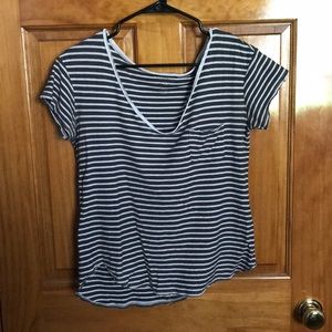 Grey and white striped tee